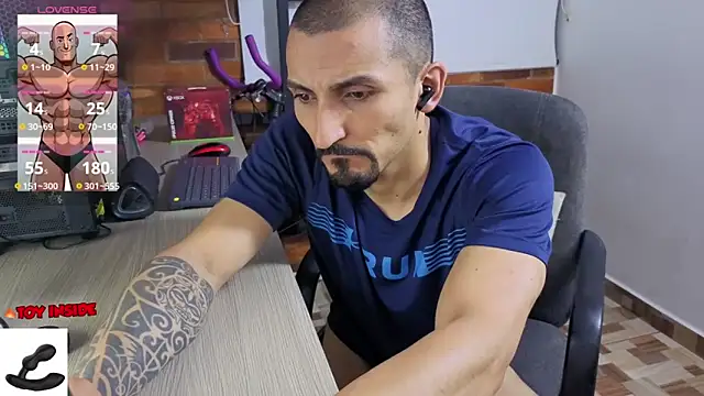 Chat XXX ao vivo de Marck_Muscle