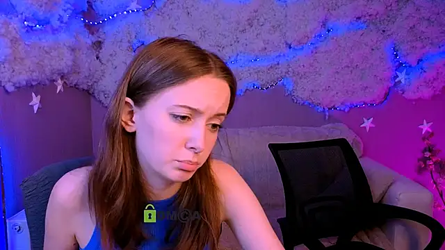chloe_ley: απευθείας συνομιλία ΧΧΧ