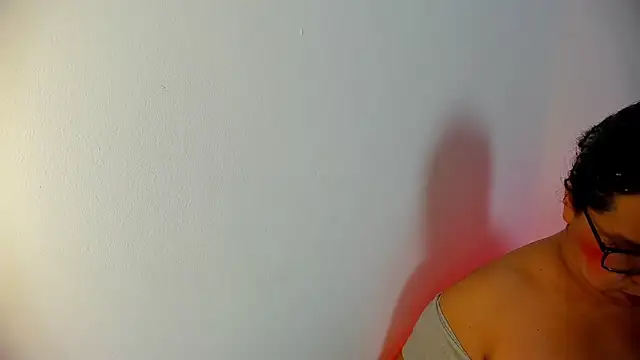 Alanna-sloppy Chat XXX in diretta