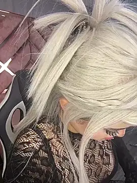 Czat XXX na żywo – lya_nekko_