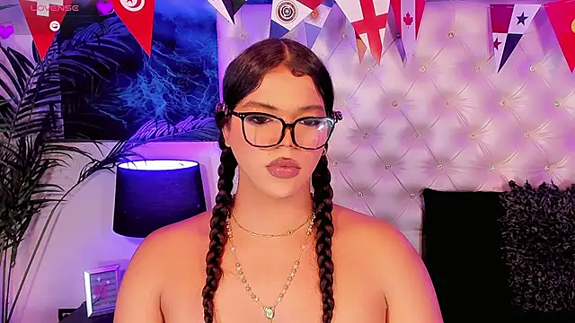 Keira_Fox31 Chat XXX in diretta