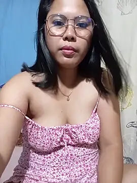 asianflirtt35's Live XXX Chat