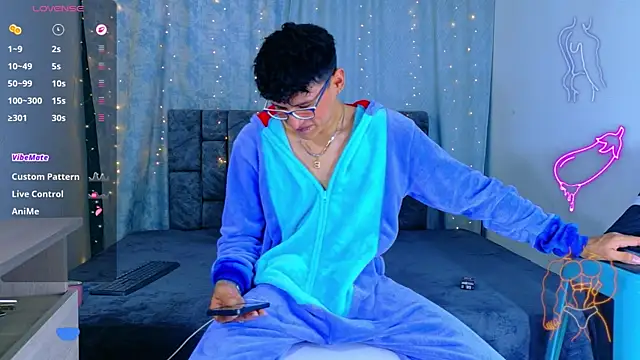 แชท XXX สดของ NicolasTorrez