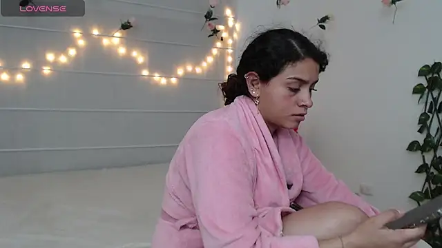 Sarabubbie 라이브 XXX 채팅