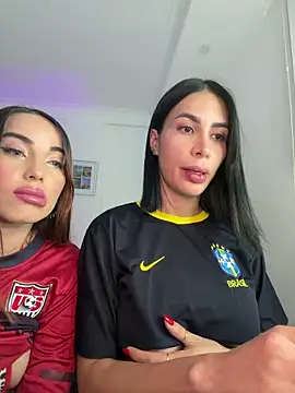 Chatroom XXX en direct de mckenzieklein