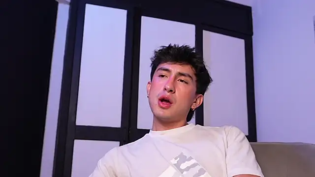 sweettaaron01のライブXXXチャット