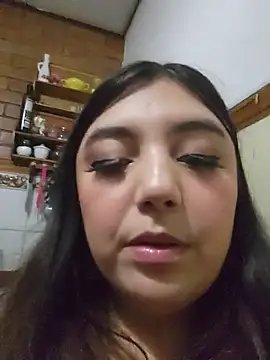دردشة RoxanneDiaz الجنسية المباشرة