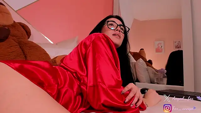 angeel_fox's Live XXX Chat