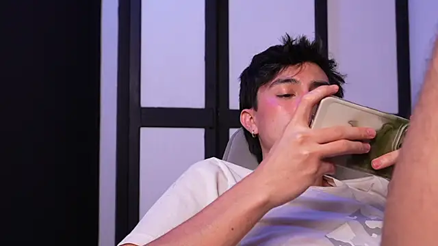 sweettaaron01 现场XXX聊天
