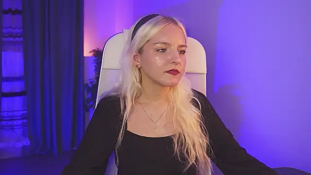 ViolaMore Chat XXX live
