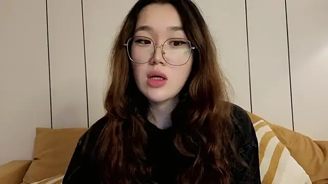 Jennatyan Adlı Modelin Canlı XXX Sohbeti