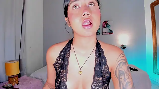 Chat +18 de KimTaylorW ao vivo