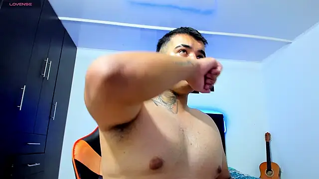 Chatroom XXX en direct de thiago__cp01