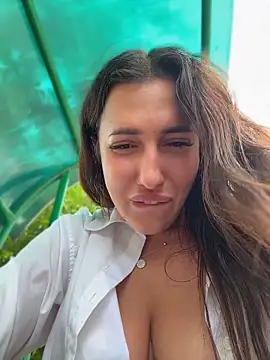 AleksandraRich Adlı Modelin Canlı XXX Sohbeti