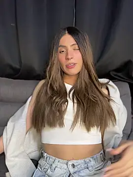 Lottus_fire Chat XXX in diretta