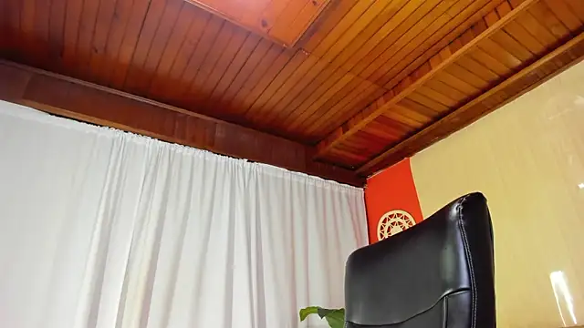 BarbieKano 现场XXX聊天
