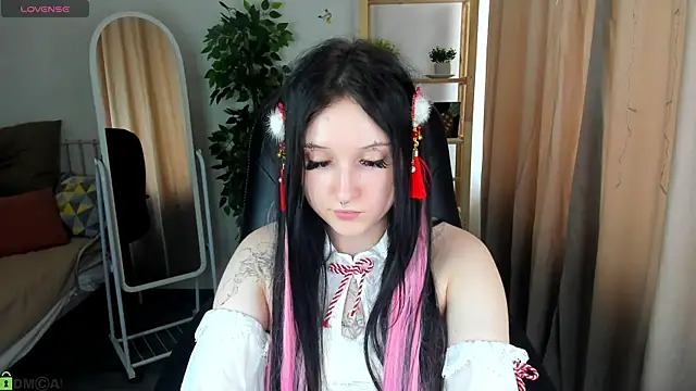 Chat +18 de Emma-Blissa ao vivo