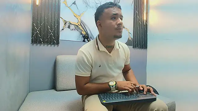 MAICOL_TORNER – Naživo XXX chat