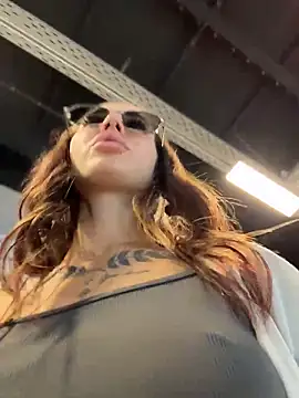 Czat XXX na żywo – Charming_Ritta