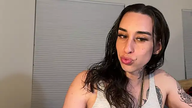 Chat XXX en directo de xoFrankie
