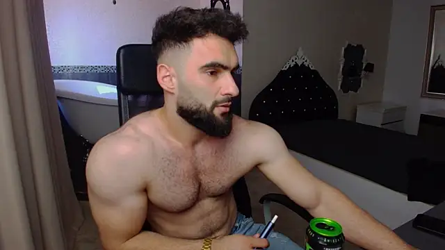 MicahLane's Live XXX Chat