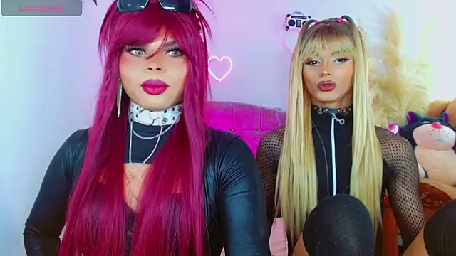 XXX chat uživo modela AdanKinng