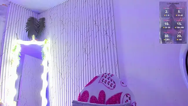 Naomy_tay1 라이브 XXX 채팅