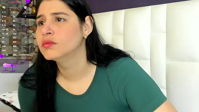 brithanyadams23's Live XXX Chat