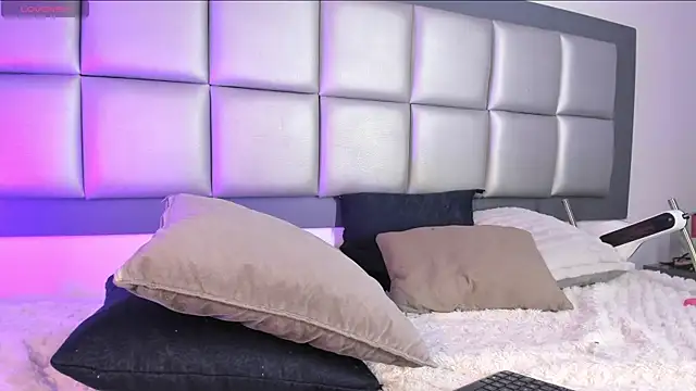 Czat XXX na żywo – Maddie_Ray