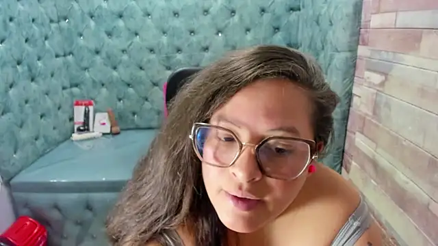 Sarah_Boobs_ live XXX chat