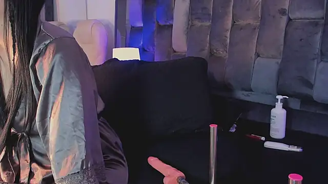 Ashly_bloom_ Chat XXX live