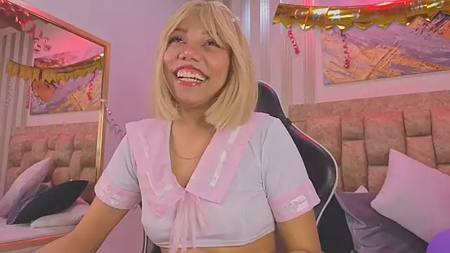 lilith_pink__ – Naživo XXX chat