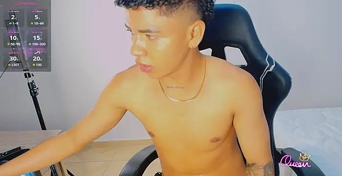 Nico_Hunter_ live XXX chat