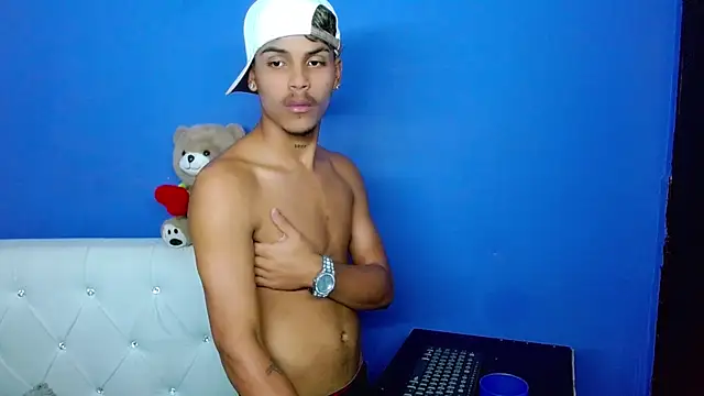 Angel_foxc13 – Naživo XXX chat