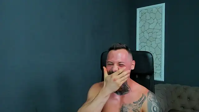 Czat XXX na żywo – BrianHunts