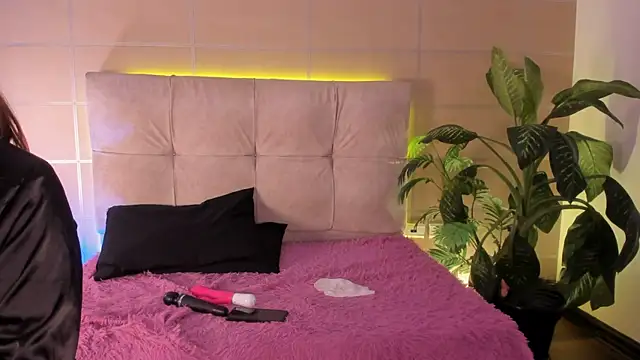 _michonne_ Adlı Modelin Canlı XXX Sohbeti