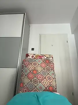 snow_flakee Chat XXX live