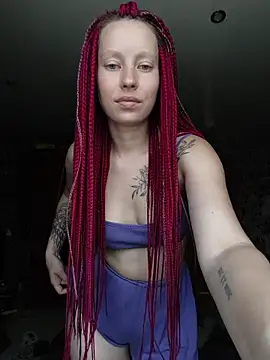 Frost_foxy Adlı Modelin Canlı XXX Sohbeti
