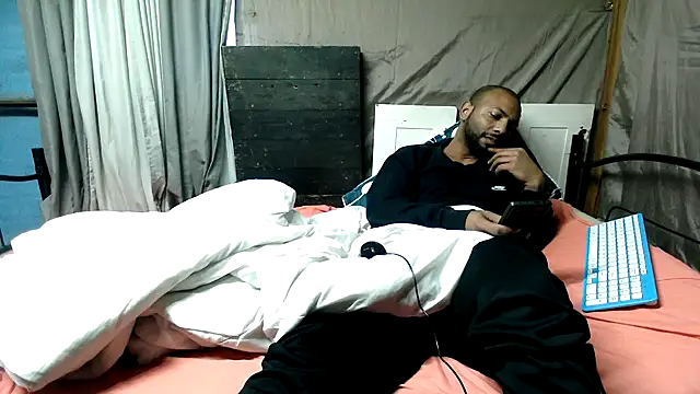 Chatroom XXX en direct de Camodick