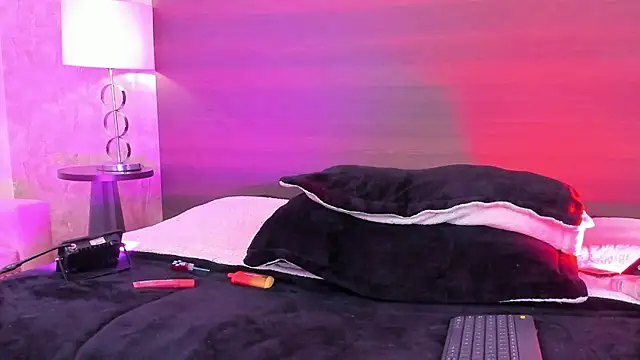 Vickmoon Adlı Modelin Canlı XXX Sohbeti