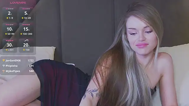 MarilynNova Live XXX-Chat