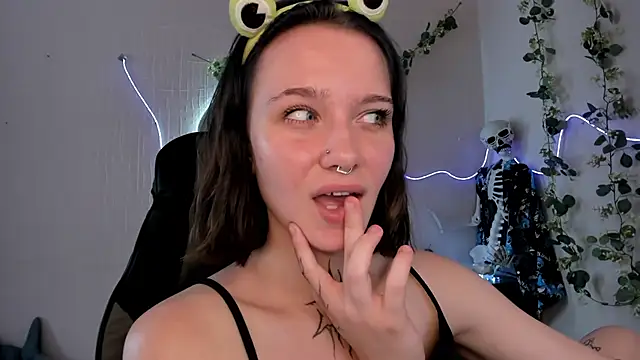 Elastikisss Live XXX Chat