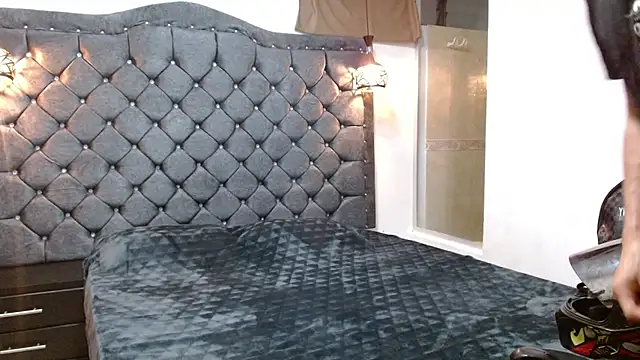 tiger_hot Adlı Modelin Canlı XXX Sohbeti