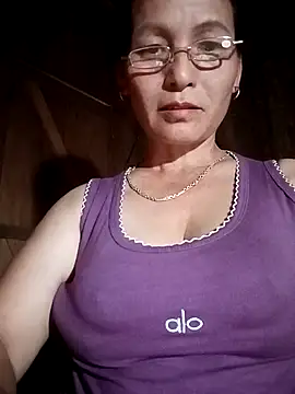 Chat XXX ao vivo de Cucci07