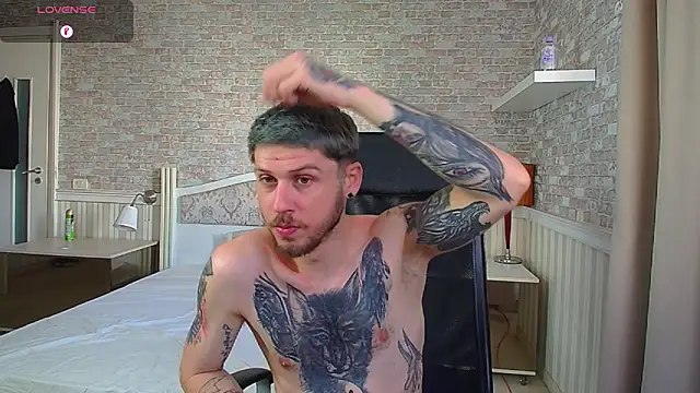 Chat XXX en directo de JonahShaw