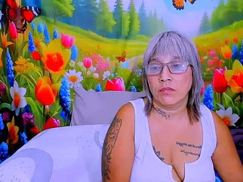 indianroxy 现场XXX聊天
