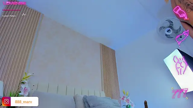 BILIE_ROUSE1 Adlı Modelin Canlı XXX Sohbeti