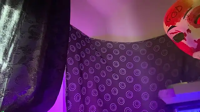 Chat XXX en directo de Guyst049