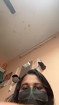 tamil_chn_cbe's Live XXX Chat