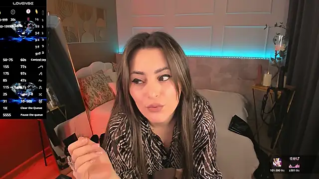 Chat +18 de KylieMellow ao vivo